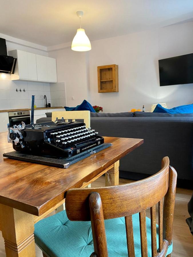 Apartament Hrabala Jelenia Gora Luaran gambar