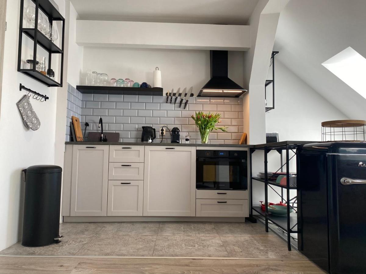 Apartament Hrabala Jelenia Gora Luaran gambar