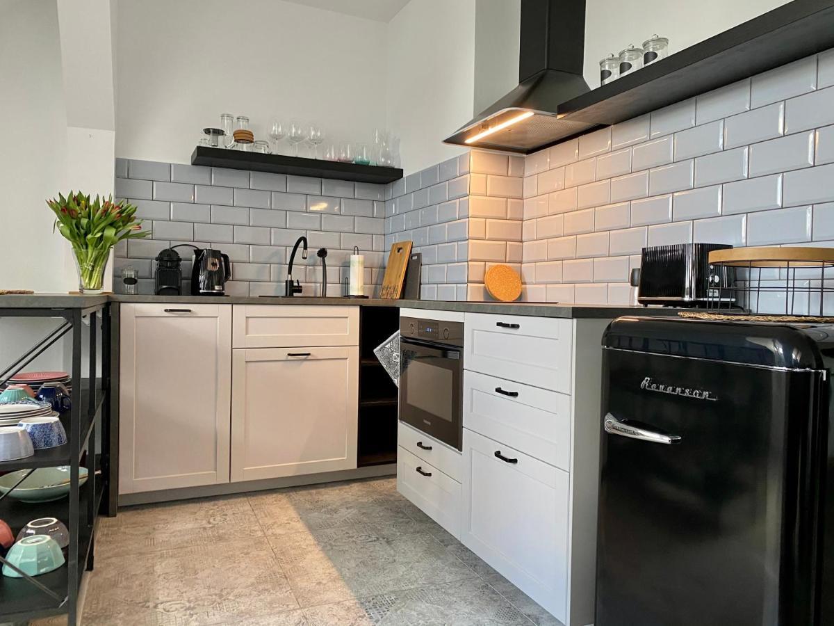 Apartament Hrabala Jelenia Gora Luaran gambar